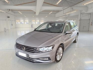 VOLKSWAGEN PASSAT VARIANT 2.0 TDI SCR EVO 110KW BUSINESS DSG STATION WAGON