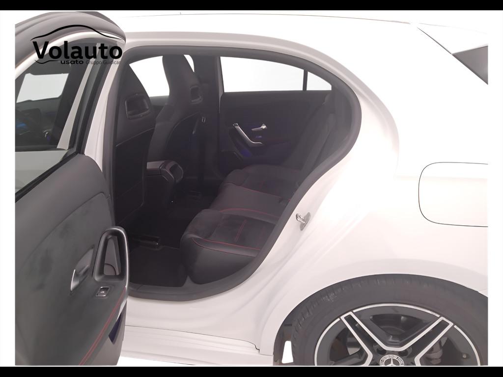 Mercedes-Benz Classe A - W177 2018 - A 180 d Premium auto