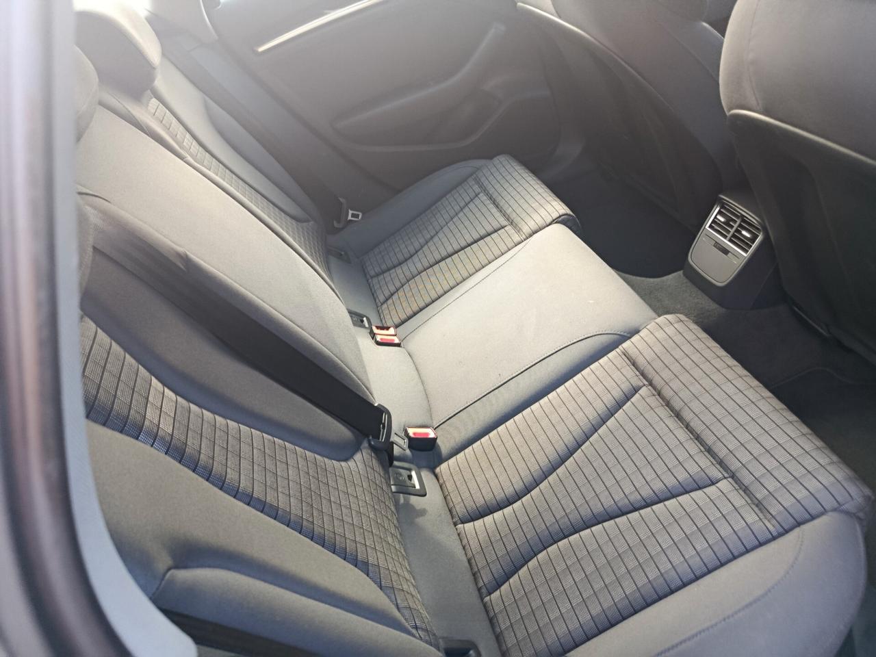 Audi A3 1.6 TDI 116 CV S tronic Sport