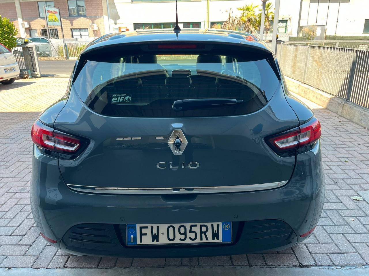 Renault Clio dCi 8V 90 CV Moschino ok neopatentati