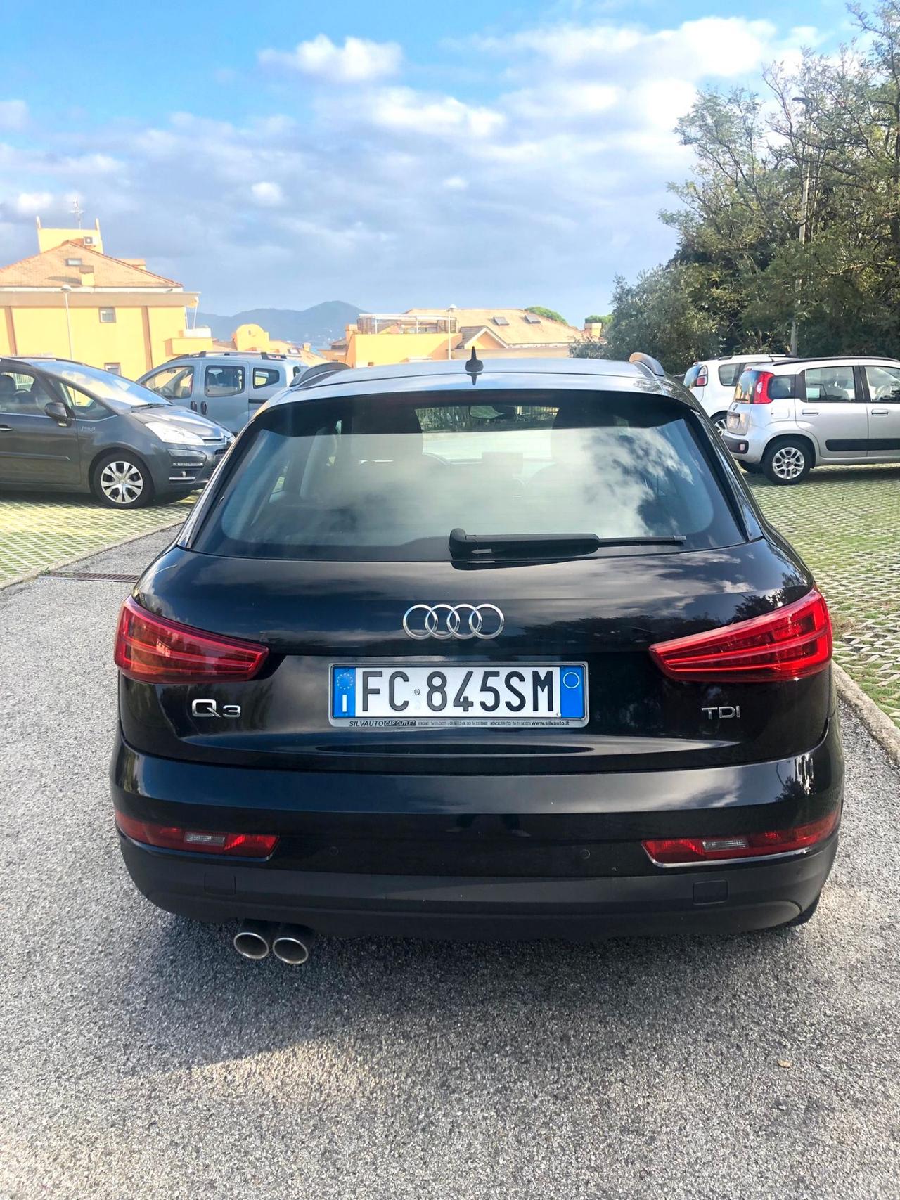 Audi Q3 2.0 TDI 150 CV Business