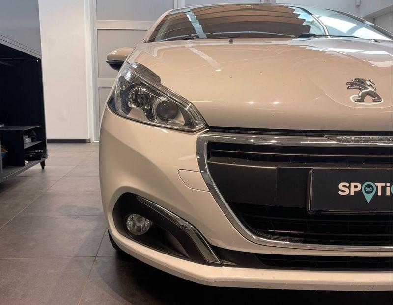 Peugeot 208 1.6 BlueHDi 75 CV 5 porte Allure