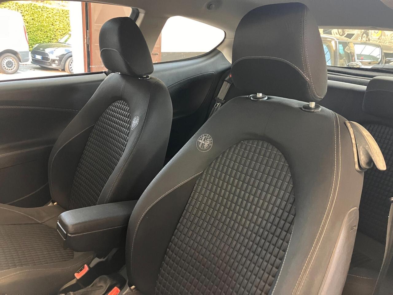 Alfa Romeo MiTo 1.4 Distinctive NEOPATENTATI