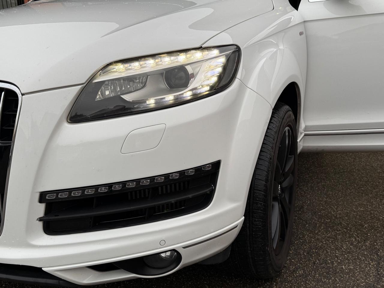 Audi Q7 3.0TDI 240CV V6 quattro S-LINE EURO6 2010