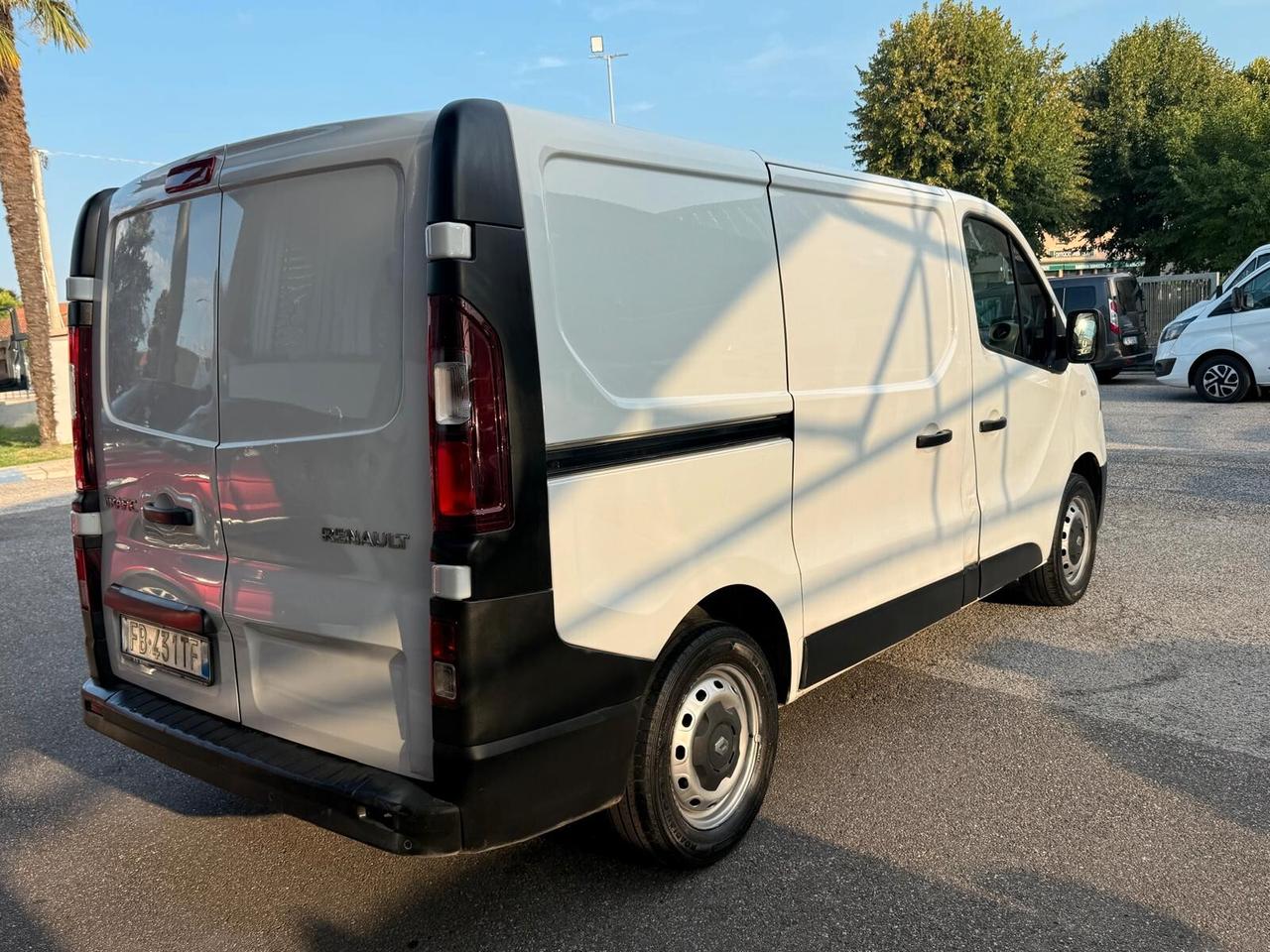 Renault Trafic 1.6 dCi 120CV FURGONE L1 H1