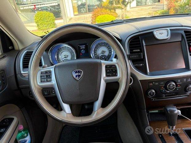 LANCIA Thema 3.0 V6 Multijet II 239 CV Executive