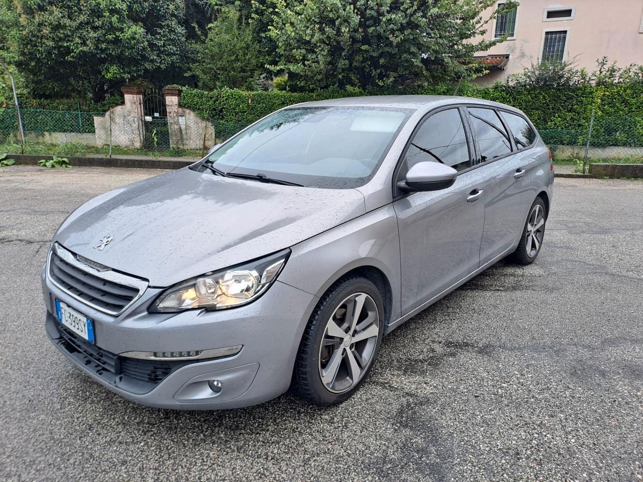 Peugeot 308 BlueHDi 120 S&S SW Business