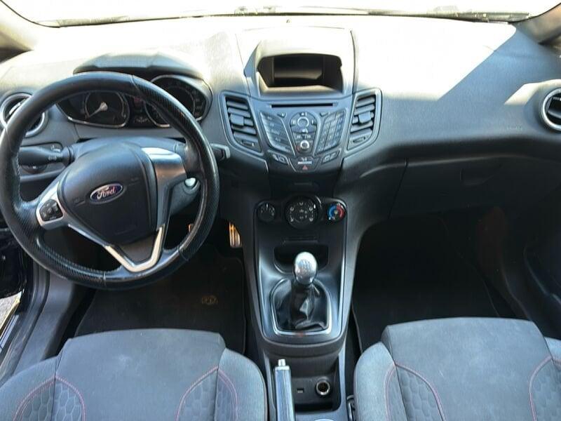 Ford Fiesta 1.5 TDCi 75CV ST-Line