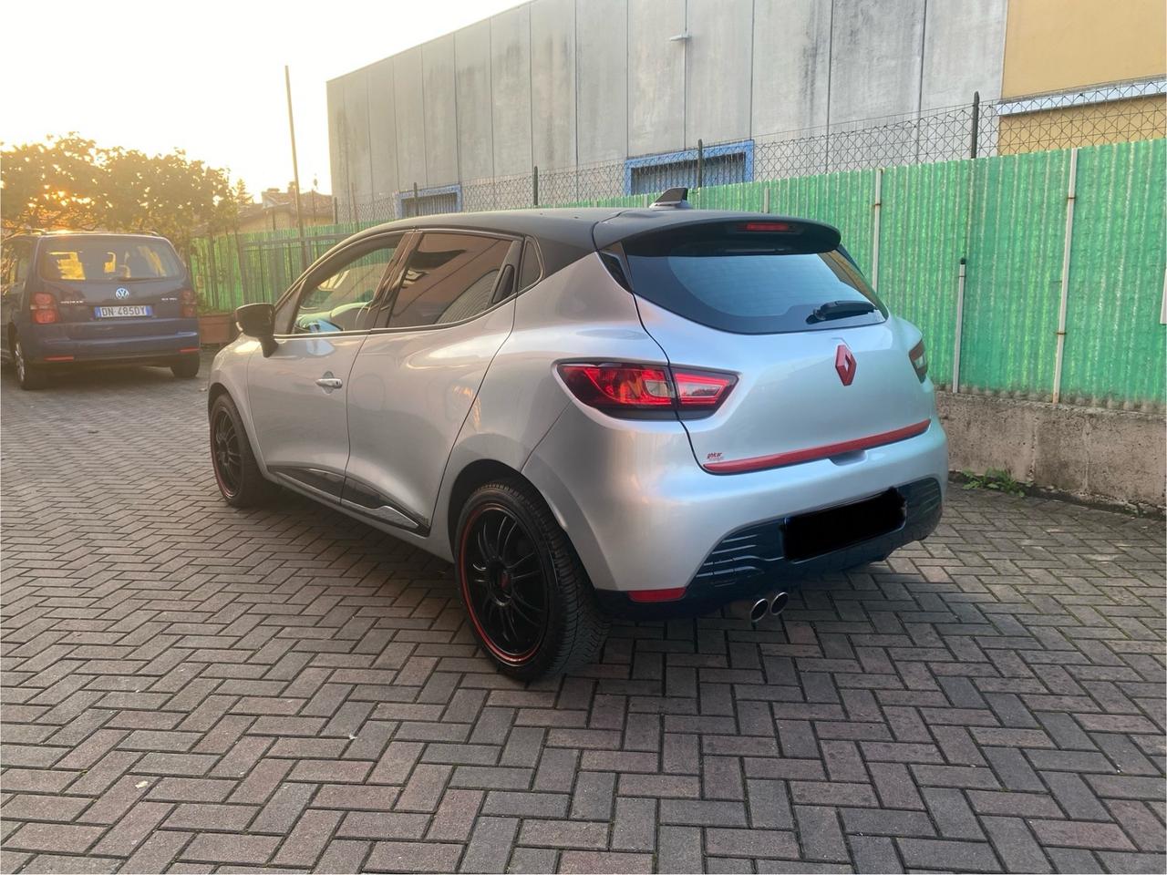 Renault Clio 1.5 dCi 8V 75CV 5 porte sport