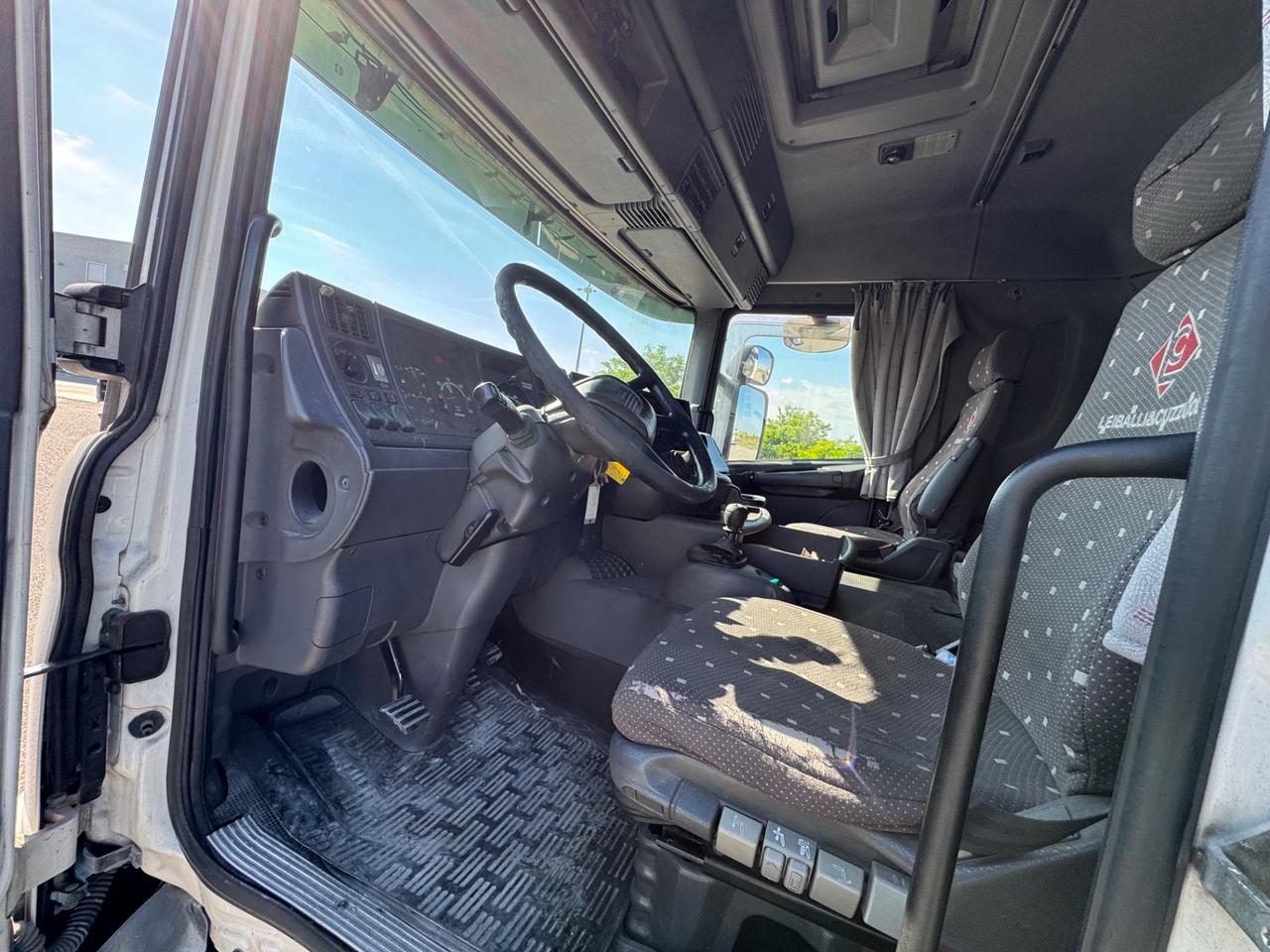 SCANIA 114L 380
