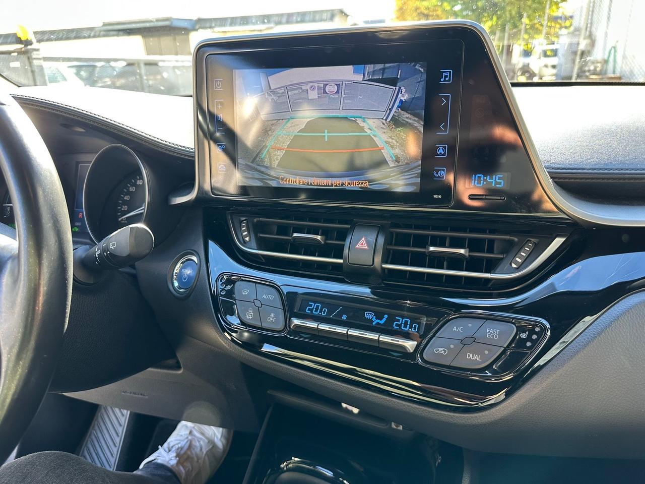 Toyota C-HR 1.8 Hybrid E-CVT Style