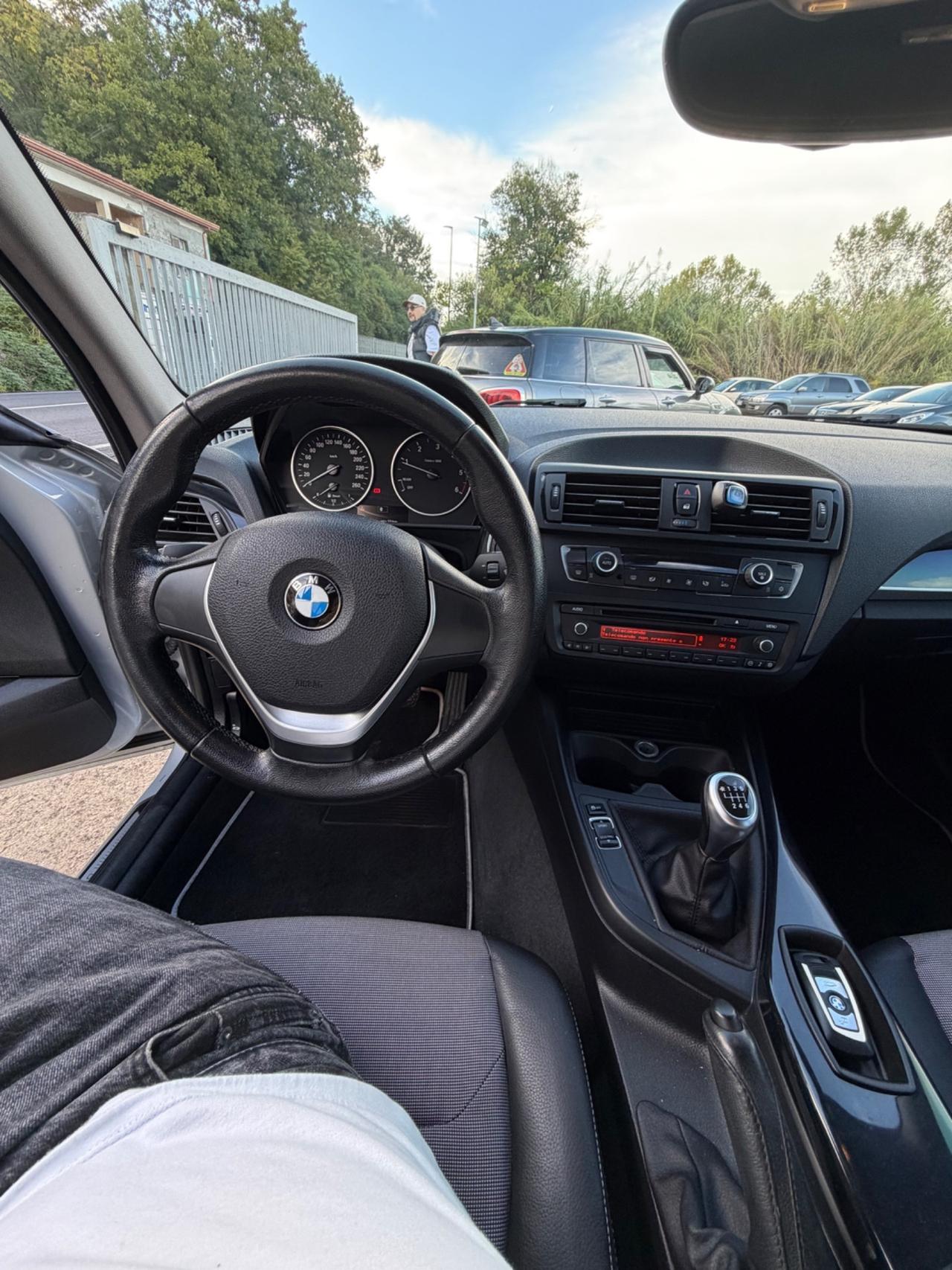 Bmw 120 120d 5p. Sport