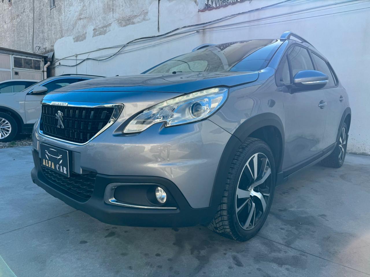 PEUGEOT 2008 1.5 BlueHDi 100CV 2019!!!