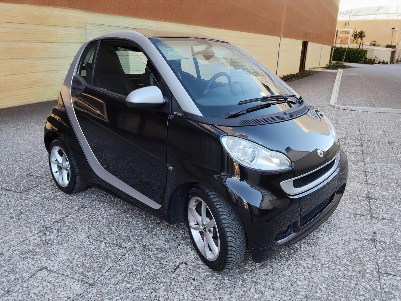 Smart ForTwo 1000 52 kW MHD coupé