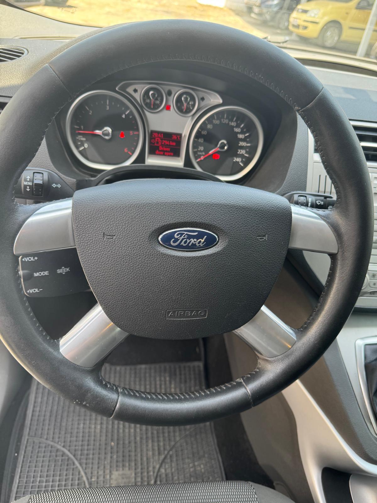 Ford Kuga 2.0 TDCi 140 CV 2WD Titanium DPF