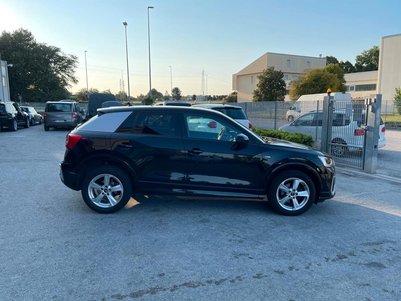 Audi Q2 30 TFSI S line Edition