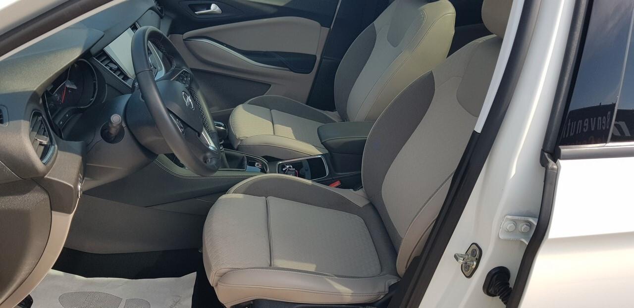 Opel Grandland X NEW 1.2 DGI TURBO 12V - 130 cv - 6 Marce *INNOVATION*
