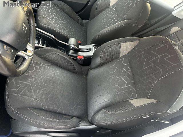 PEUGEOT 2008 2008 1.6 e-hdi 8v Active s ES869YR