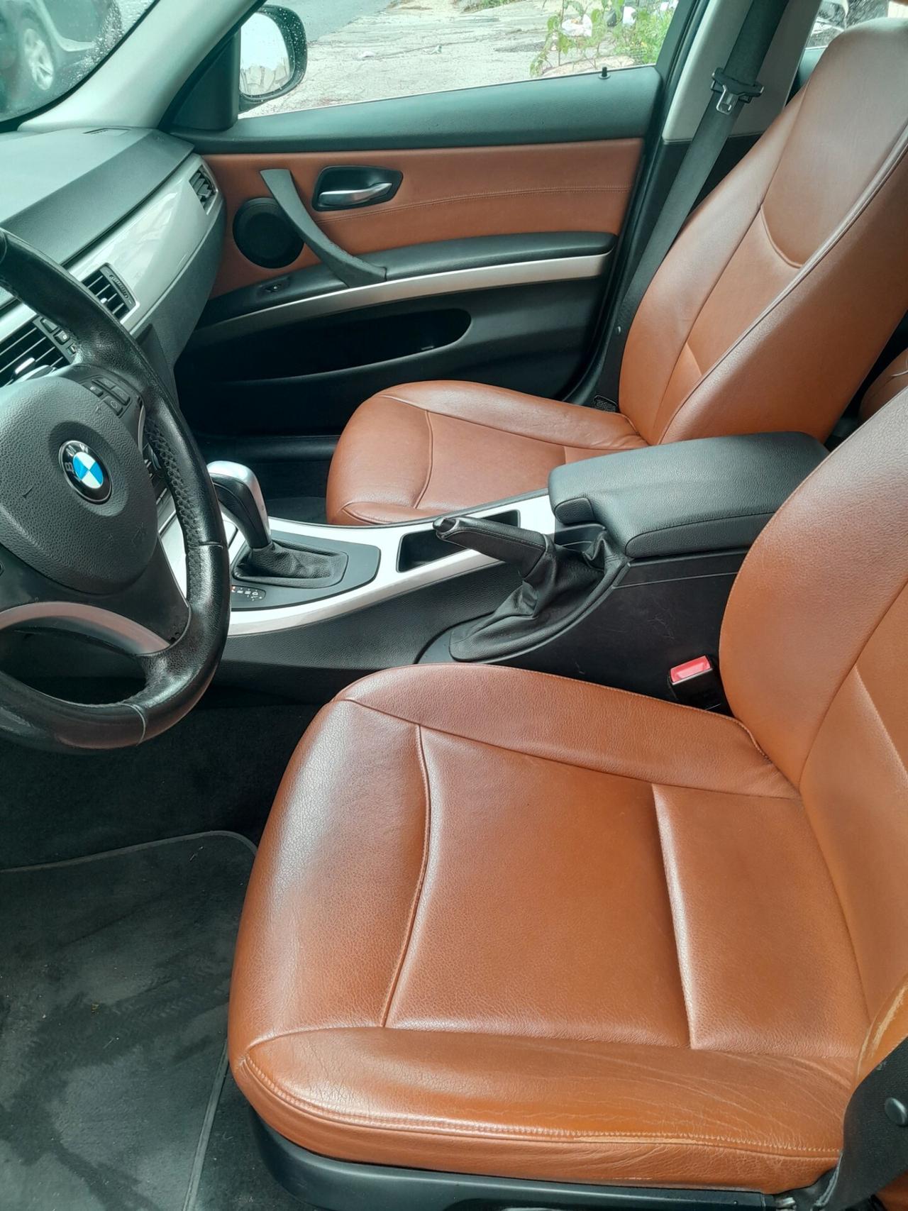 Bmw 320d x drive Touring Edition