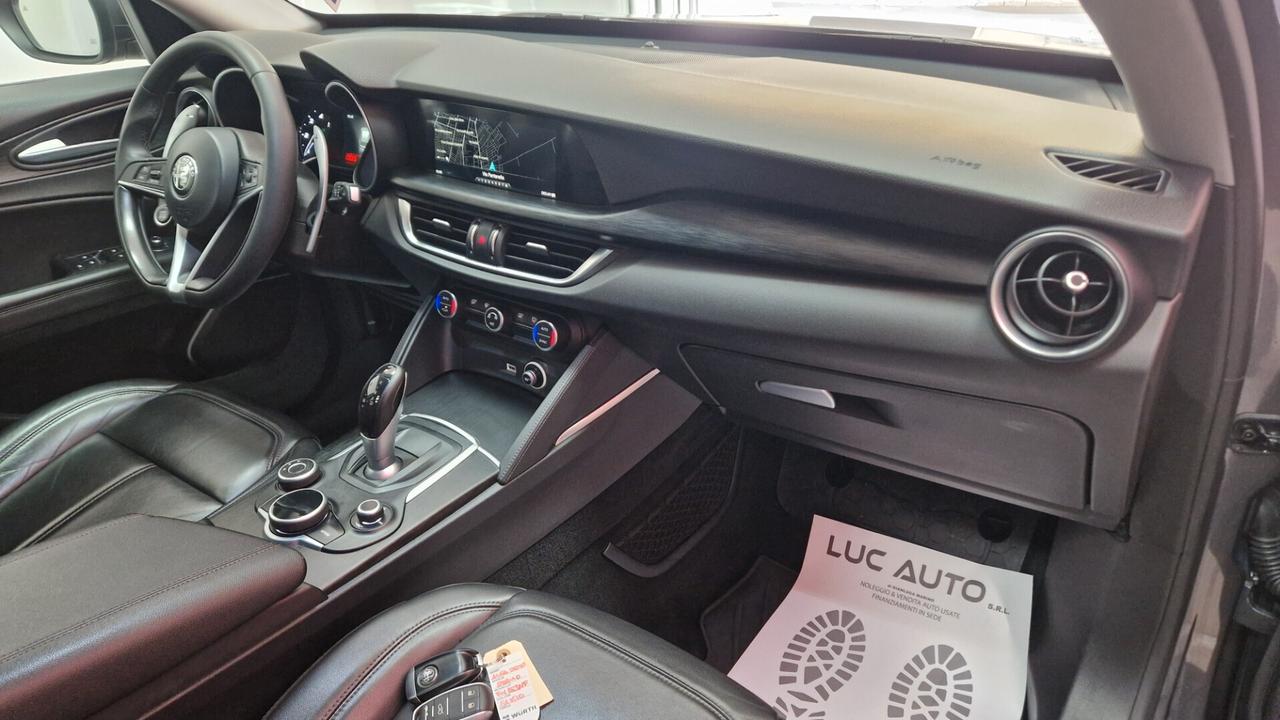 Alfa Romeo Stelvio 2.2 Turbodiesel 180 CV AT8 Q4 Executive