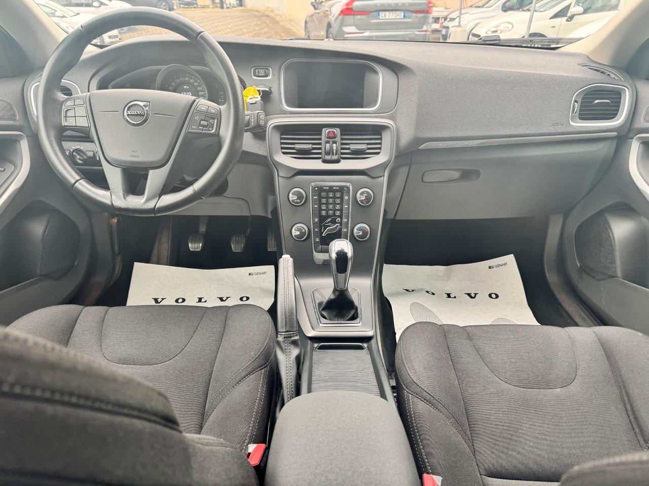 Volvo V40 Cross Country D2 Business Plus