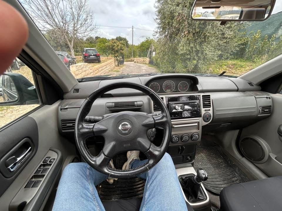 Nissan X-Trail 2.2 dCi Elegance