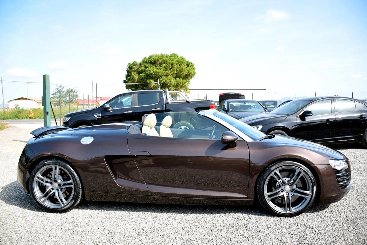 Audi R8 Spyder 4.2 V8 FSI 430CV quattro R-tronic KM CERTIFICATI