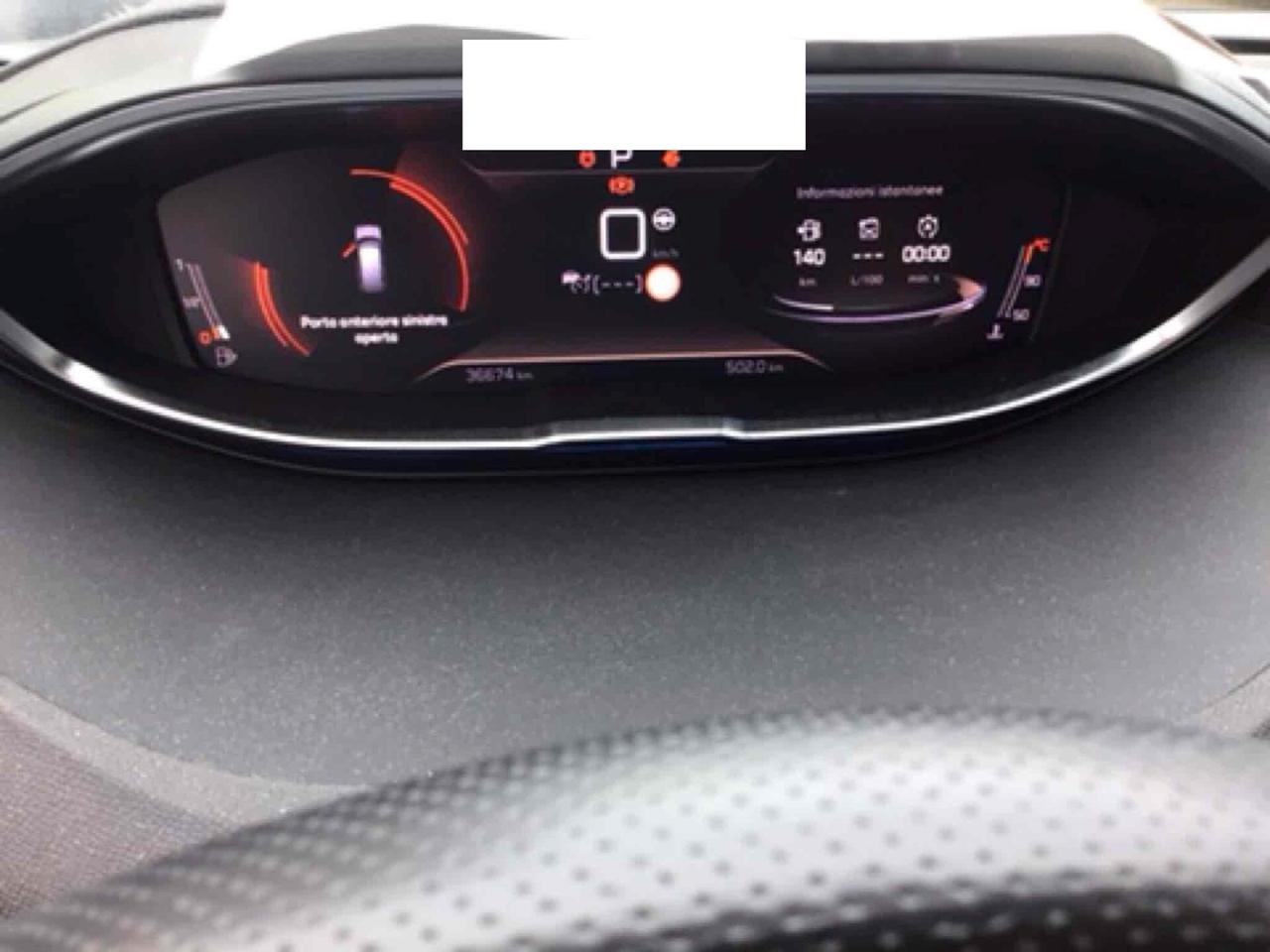 PEUGEOT 5008 1.5 BLUEHDI 131CV EAT8 SeS 7POSTI GT ( FARI LED - I-COCKPIT - CRUISE - NAVI - MIRROR - SENSORI POST. - TELECAMERA POST. - CERCHI 18 )