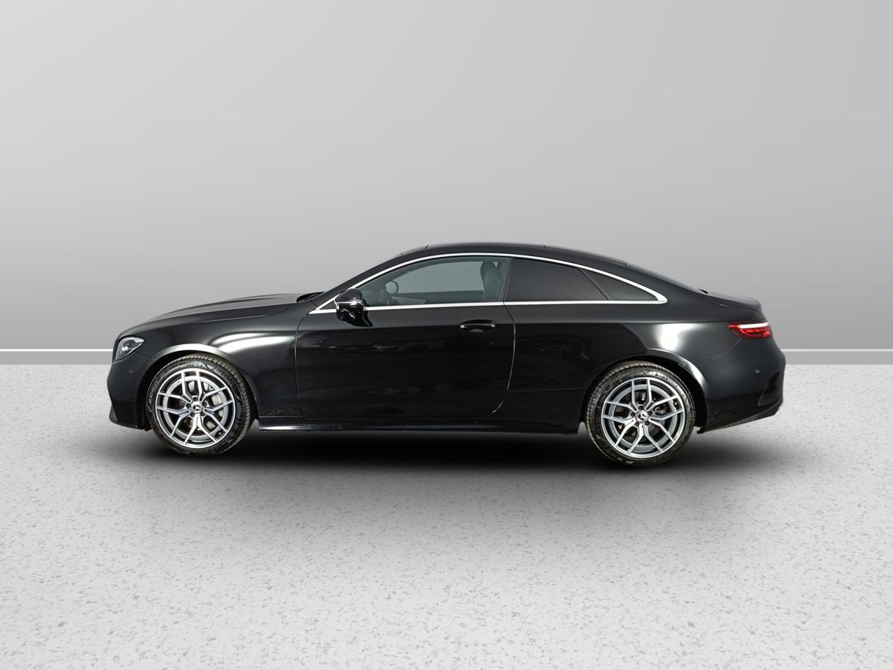 Mercedes-Benz Classe E - A/C 238 - E Coupe 220 d Premium Plus 4matic auto my20