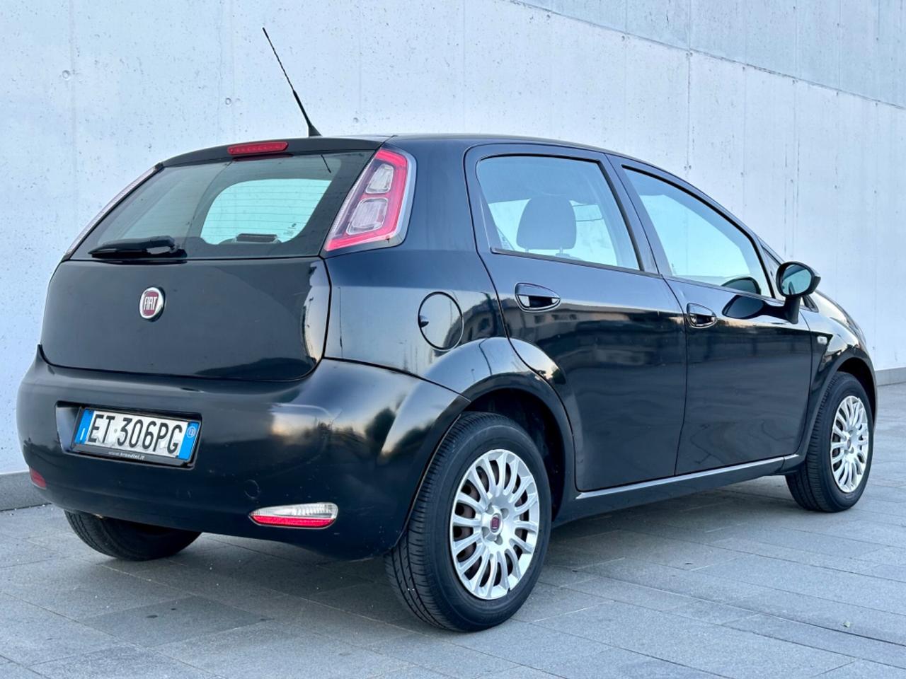 Fiat Punto 1.4 8V 5 porte Gpl Neopatentati