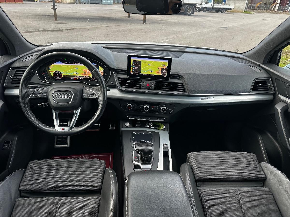 AUDI - Q5 - 40 TDI quattro S line plus