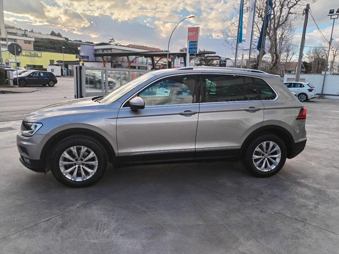 Volkswagen Tiguan 2.0 TDI SCR DSG Business BlueMotion Technology