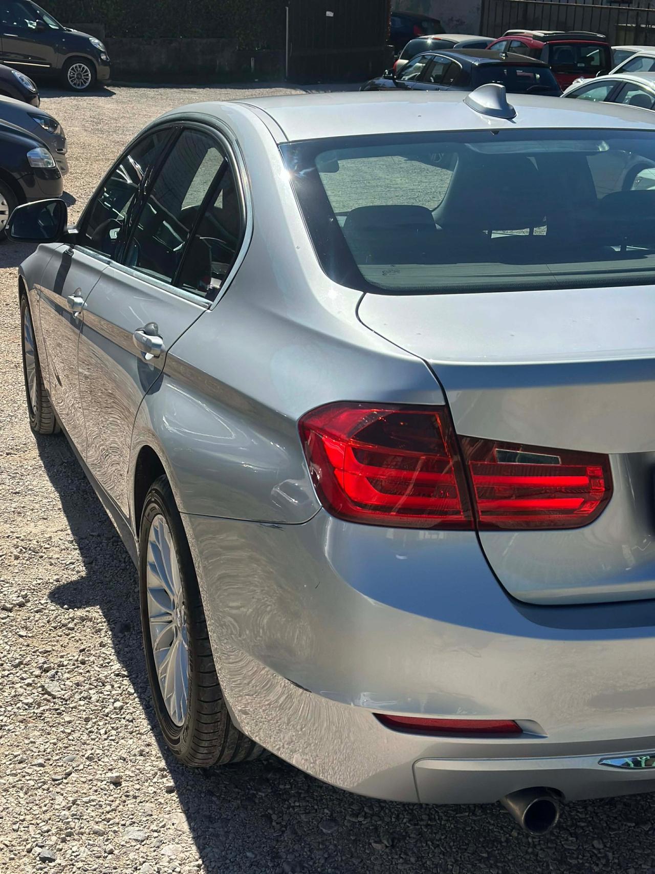 Bmw 320d LUXURY KMCERT UNICOPR KMCERT