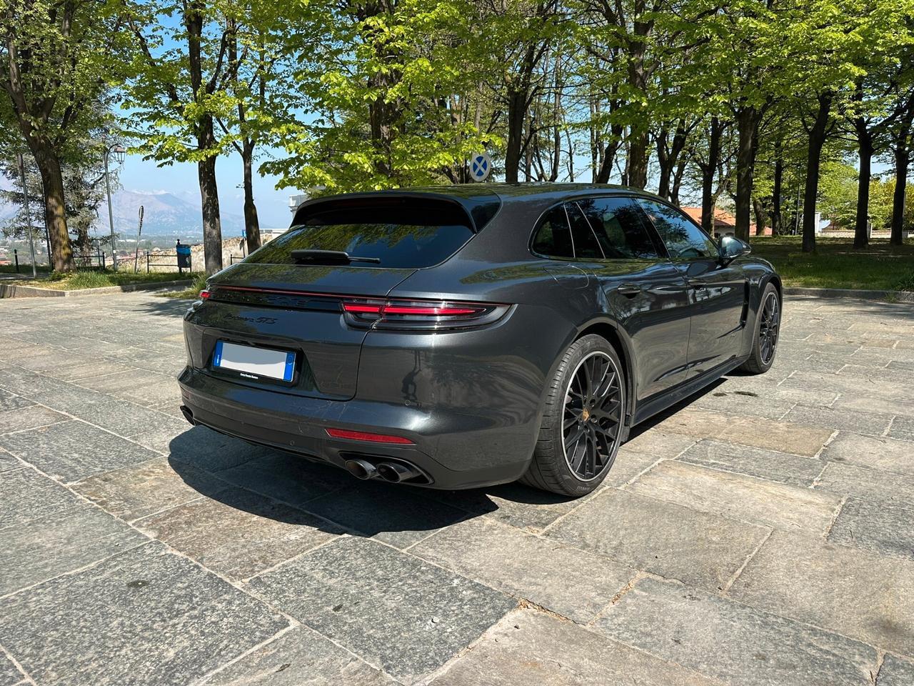 Porsche Panamera 4.0 GTS Sport Turismo V8