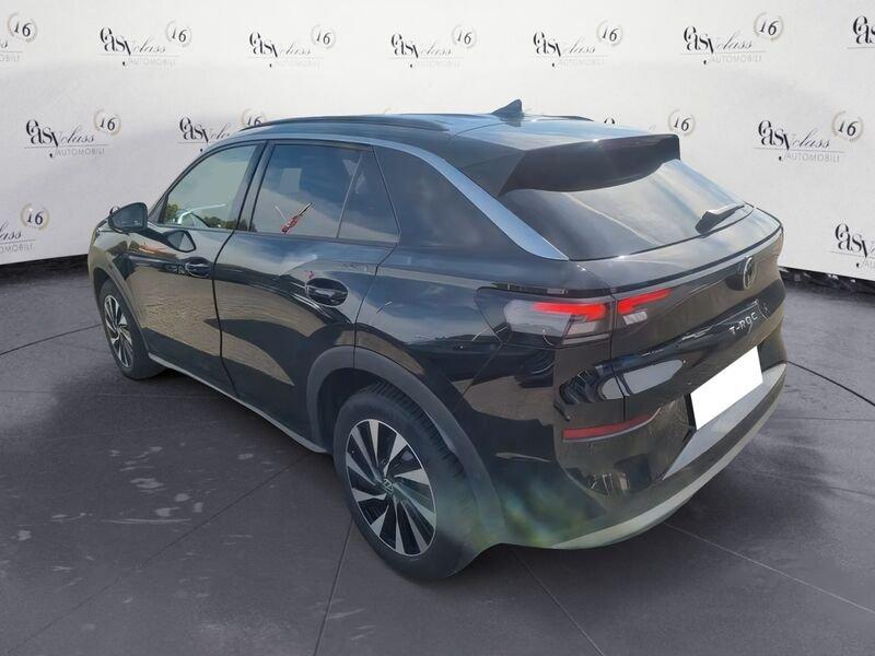 Volkswagen T-Roc Volkswagen T-Roc 1.5 eTSI LIFE 115cv DSG LED NAVI CAMERA