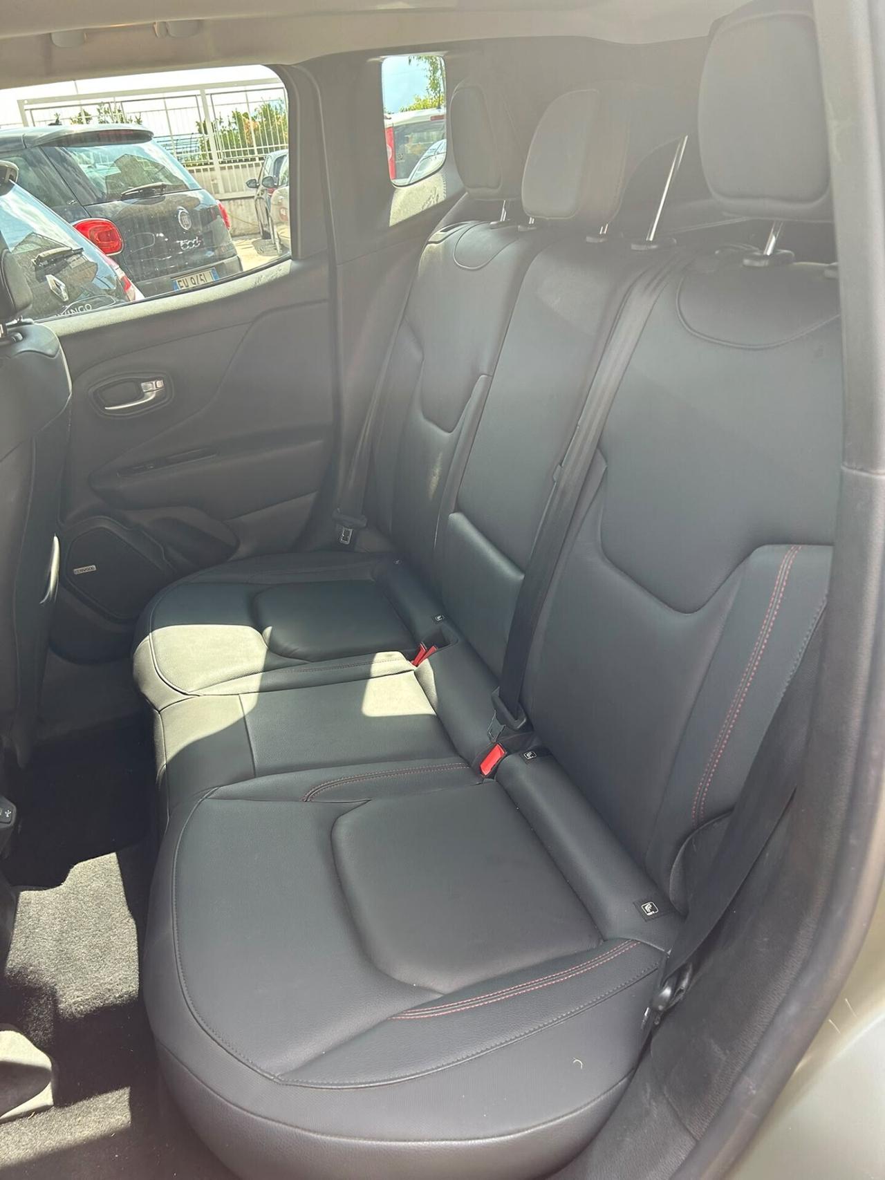 Jeep Renegade 1.3 Trailhawk T4 240CV PHEV 4xe AT6