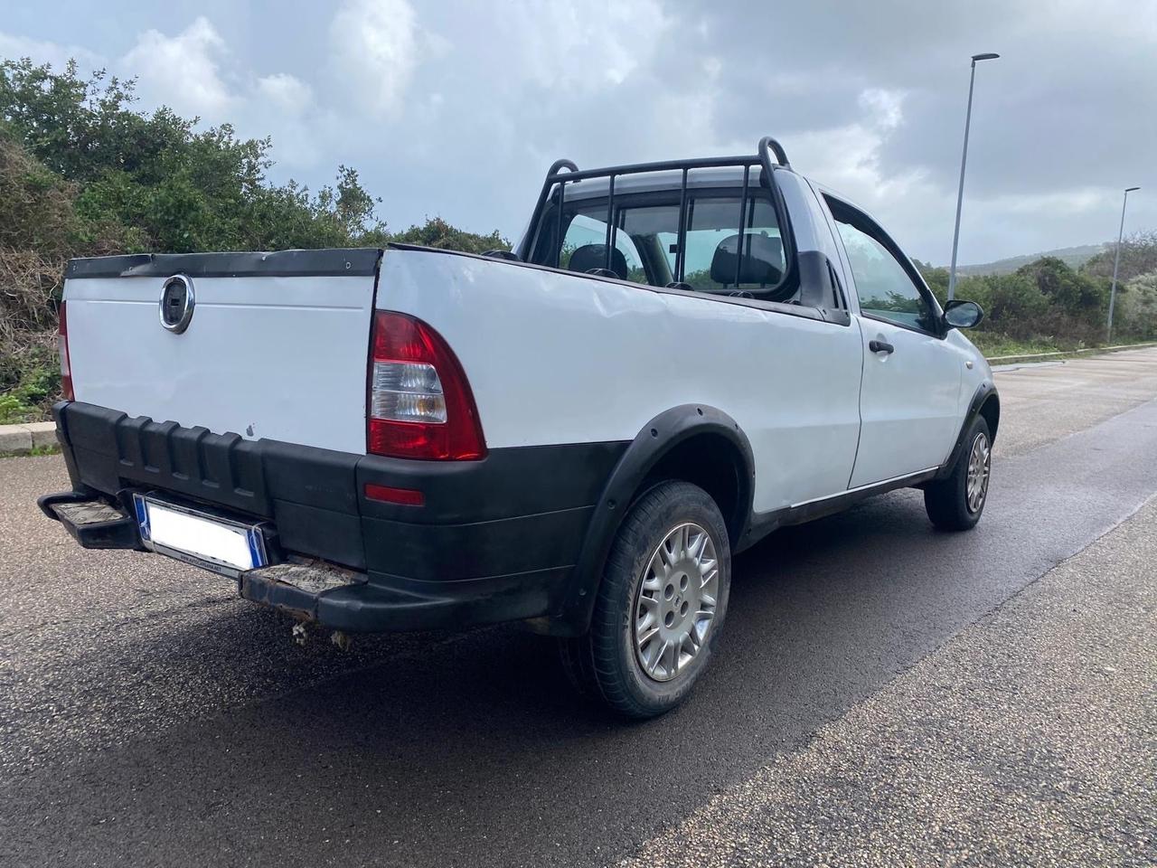 FIAT STRADA 1.3 MJT DAVVERO MOLTO BELLO GUARDA