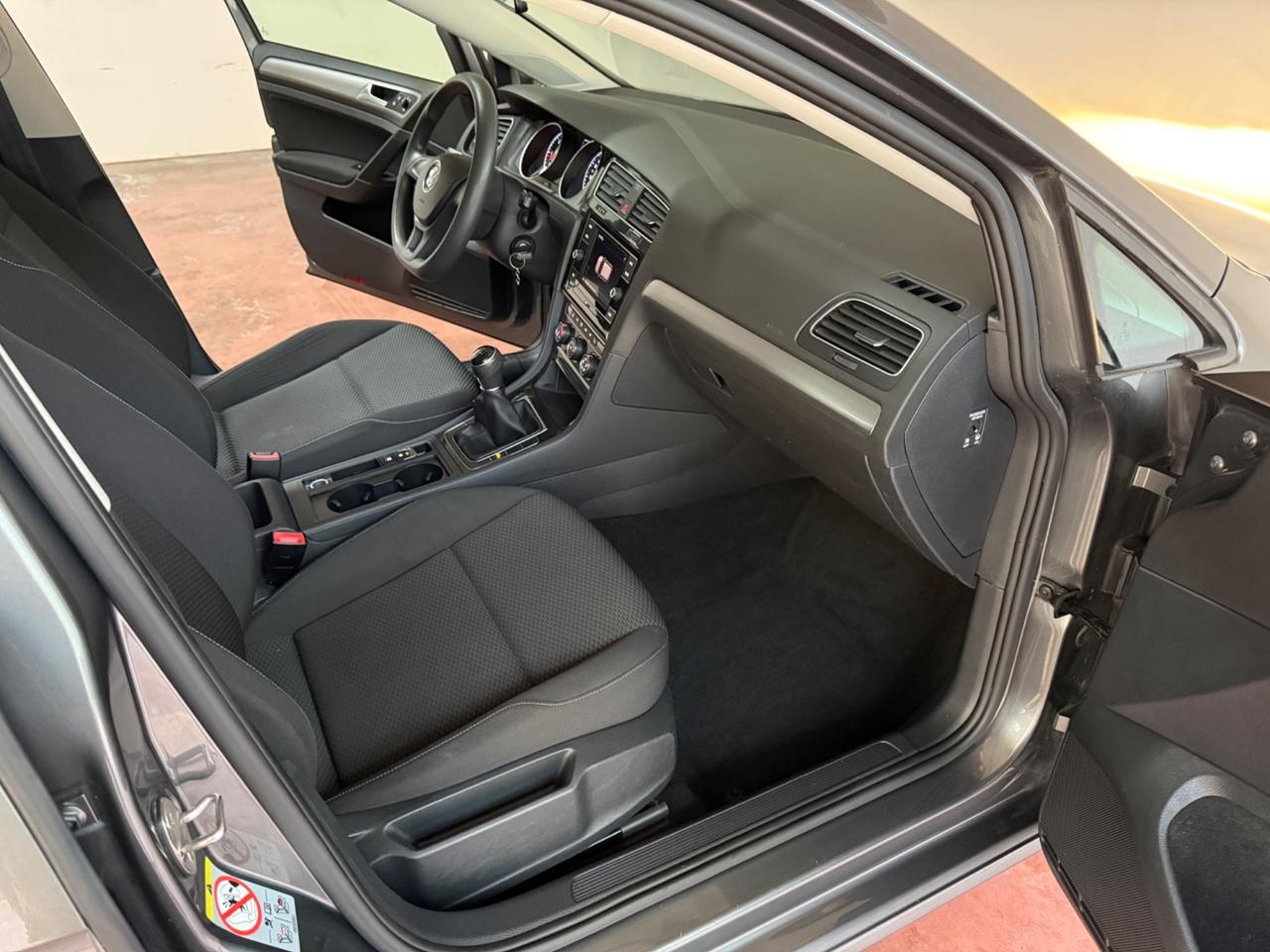 Volkswagen Golf 1.6 TDI 115 CV 5p. Business BlueMotion Technology