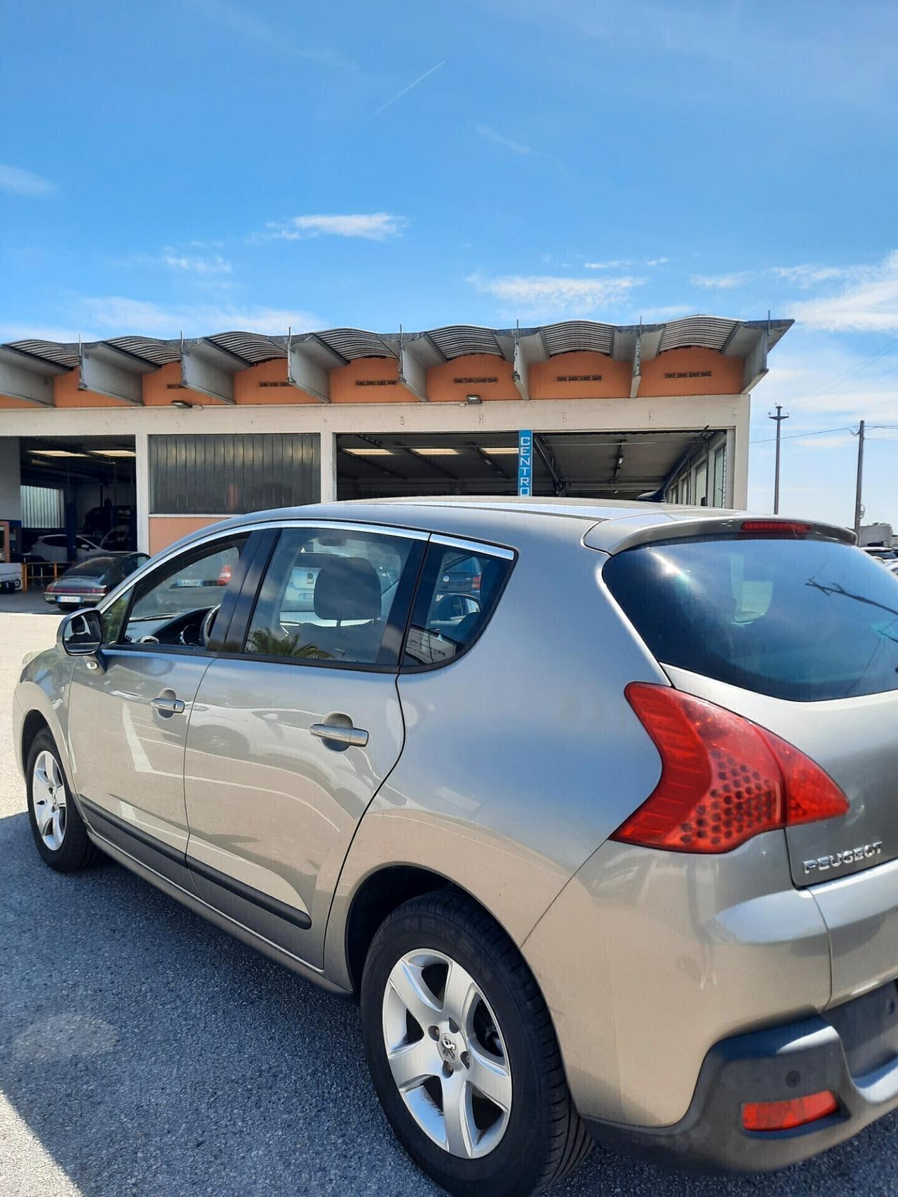 Peugeot 3008 1.6 HDi 110CV 4 TIPI DI GUIDA UNI,PROPRIETARIO