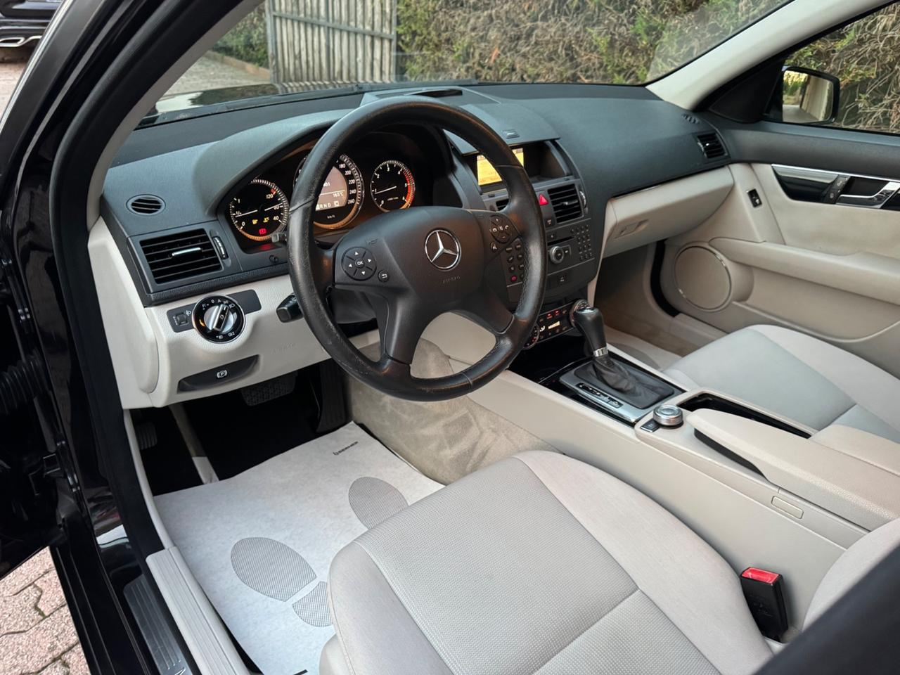 Mercedes-benz C 220 CDI S.W. BlueEFFICIENCY Executive