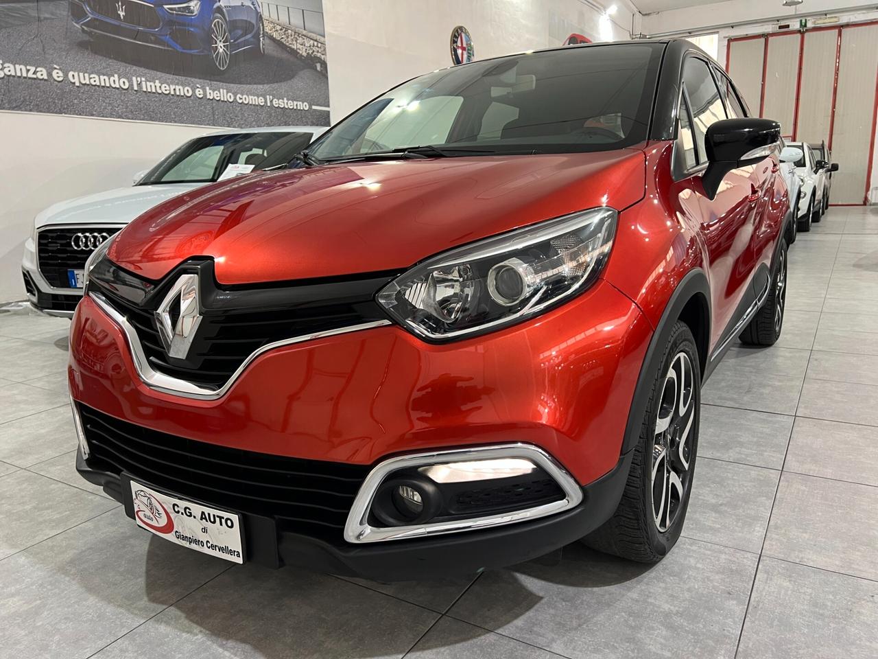 Renault Captur 1.5 90 CV - Energy Iconic - 2016