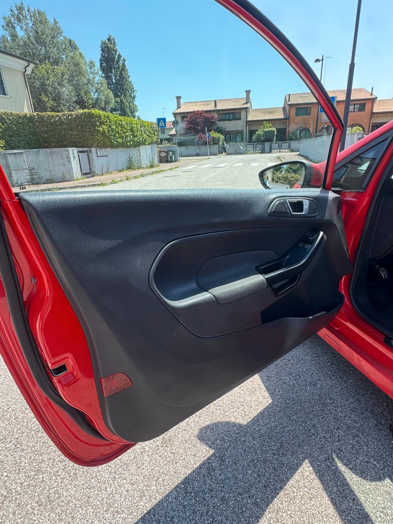 Ford Fiesta 1.6 182CV 3 porte ST