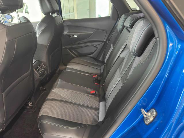 PEUGEOT 3008 BlueHDi 130 S&S EAT8 Allure