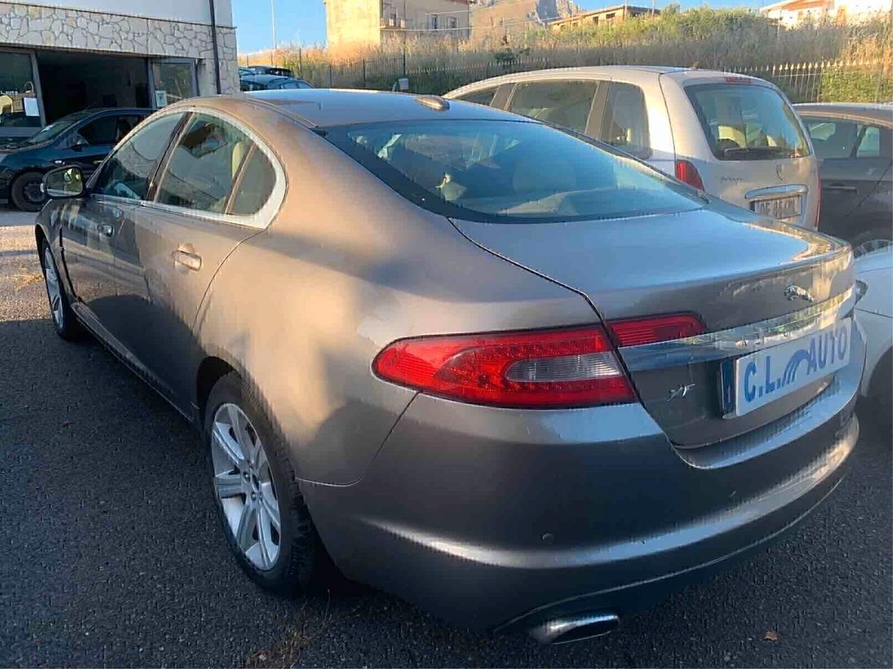 Jaguar XF 2.7D