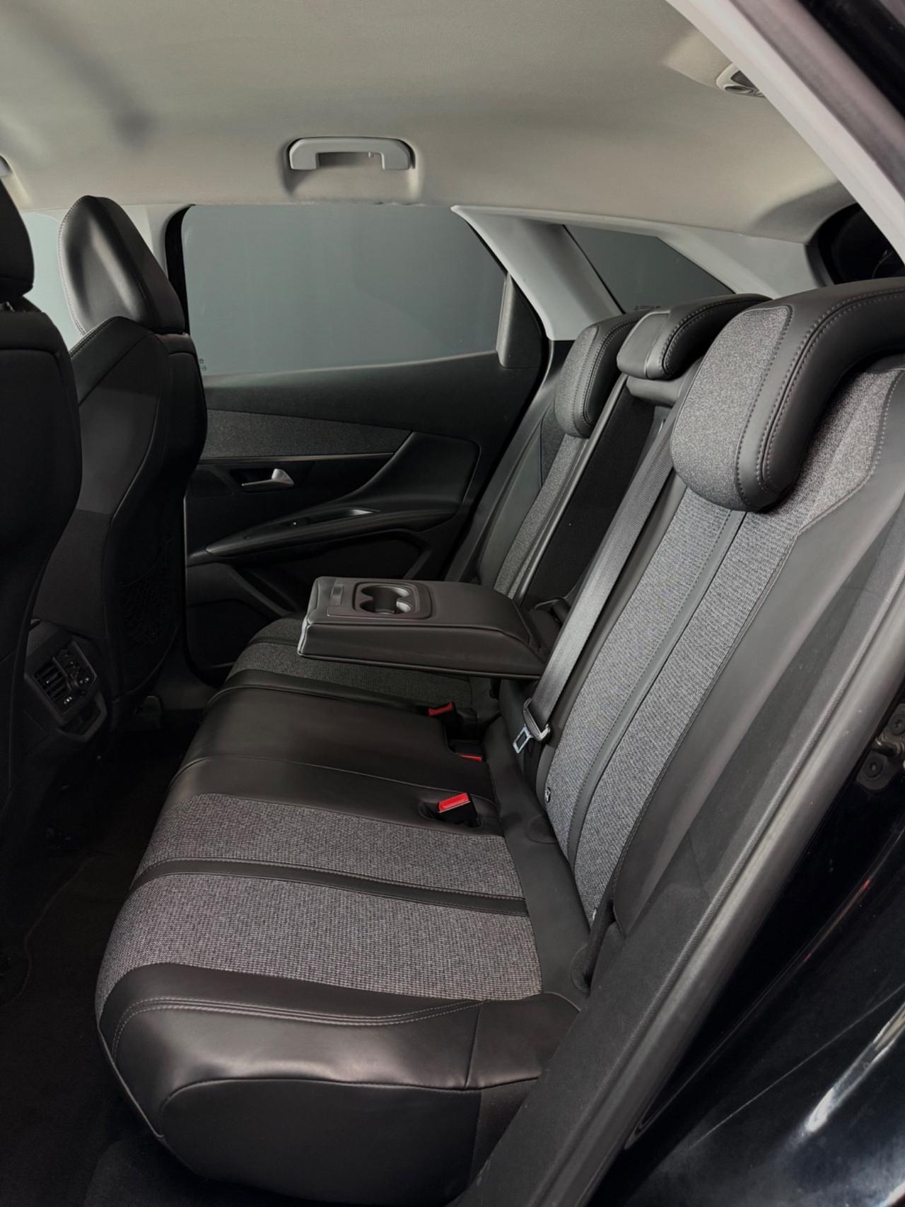 Peugeot 3008 1.6 BlueHDi 120 cv EAT86 Allure 2017
