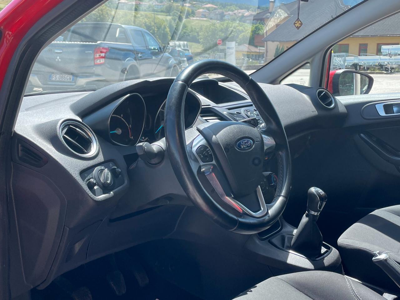 Ford Fiesta 1.5 TDCi 75CV 5 porte Black & White Edition