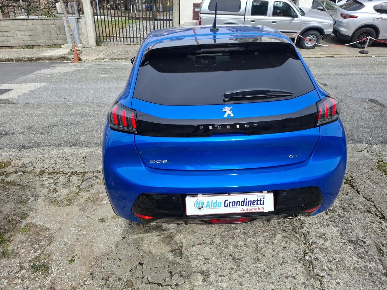 Peugeot 208 PureTech 1.2 GT line 100 cv 2023