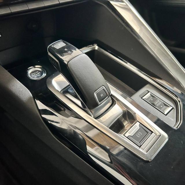 PEUGEOT 3008 BlueHDi 130 S&S EAT8 Allure