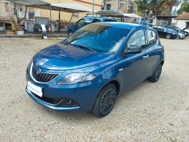 Lancia Ypsilon 1.0 FireFly 5 porte S&S Hybrid Gold