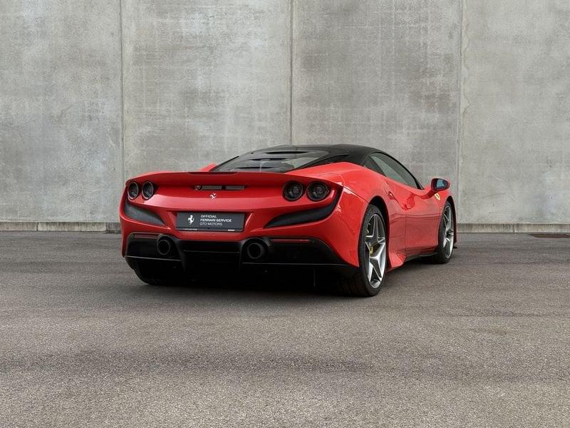 Ferrari F8 Tributo F8 Tributo - sollevatore - volante Led